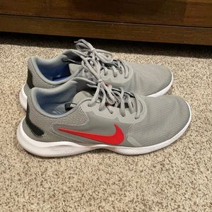 Men’s Grey Nike Flex Experience Size 12